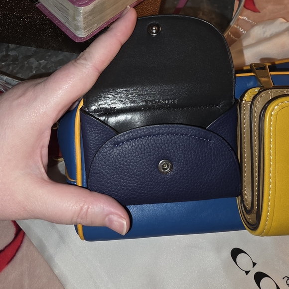 Coach Crossbody Bag in Yellow and Navy - Picture 4 of 14